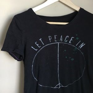 Black tee