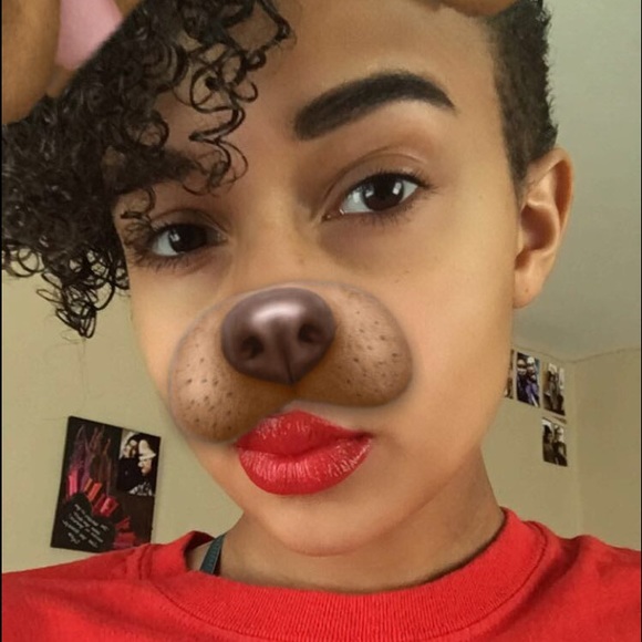 Meet your Posher, Ciara - Picture 1 of 1