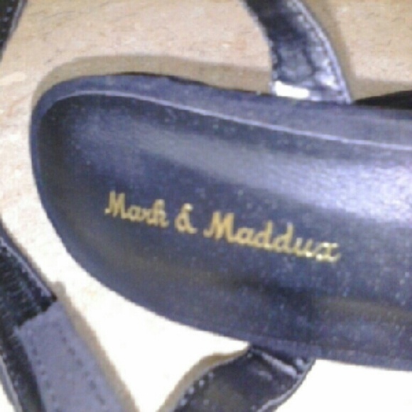 Brand New Peeptoe Faux Suede! - Picture 3 of 4