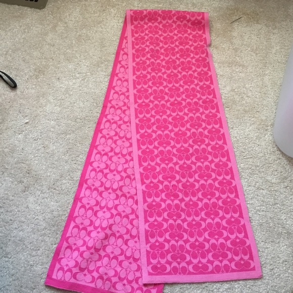 Authentic coach wool scarf