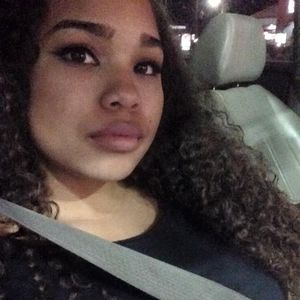 Meet your Posher, Bernadette