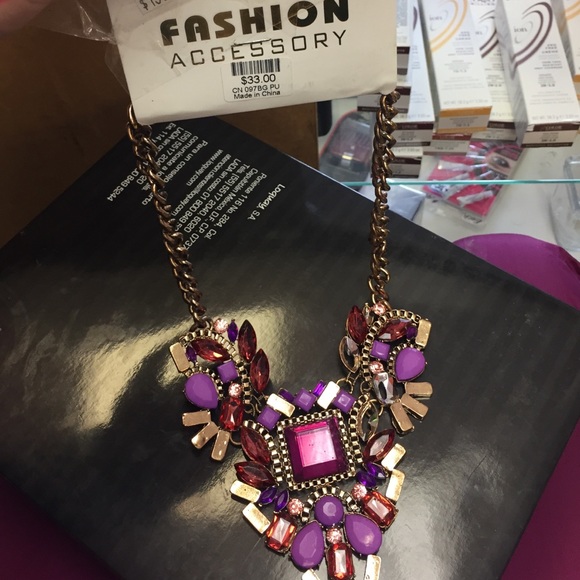 Necklace - Picture 3 of 3