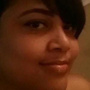 Meet your Posher, Yvette