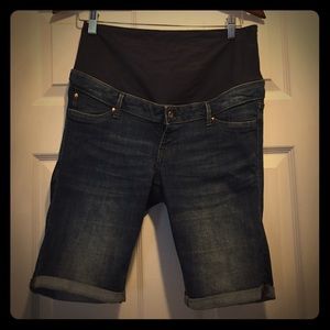 H&M Maternity Denim Shorts!