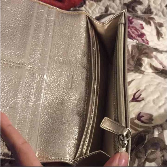 Coach Wallet - Picture 4 of 4