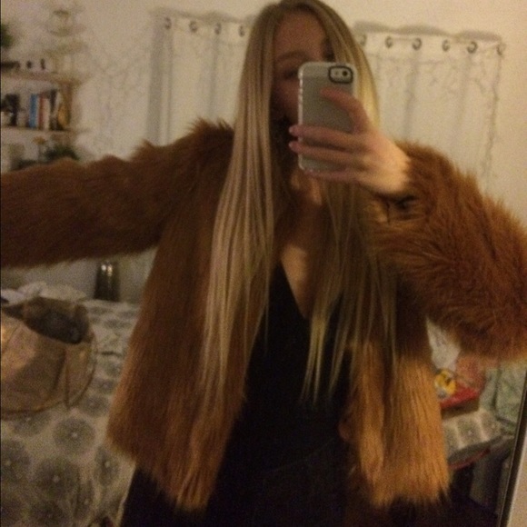Faux fur jacket - Picture 2 of 3