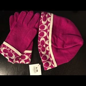 Coach hat and gloves