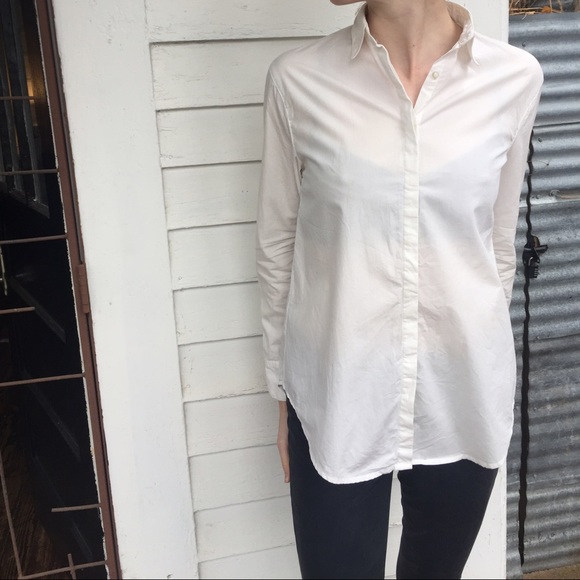 Button Up White Top W/ Peekaboo Back