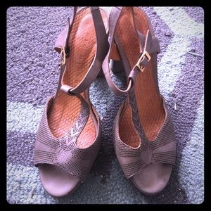 Chie Mihara size 8 leather heels