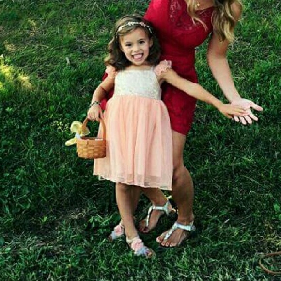 Girl's peach tulle sequin 3t dress flower girl