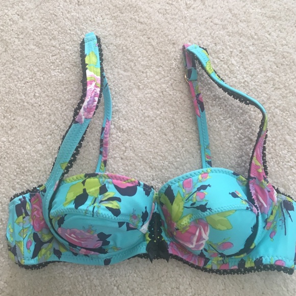 Betsy Johnson bikini push-up swim 34b