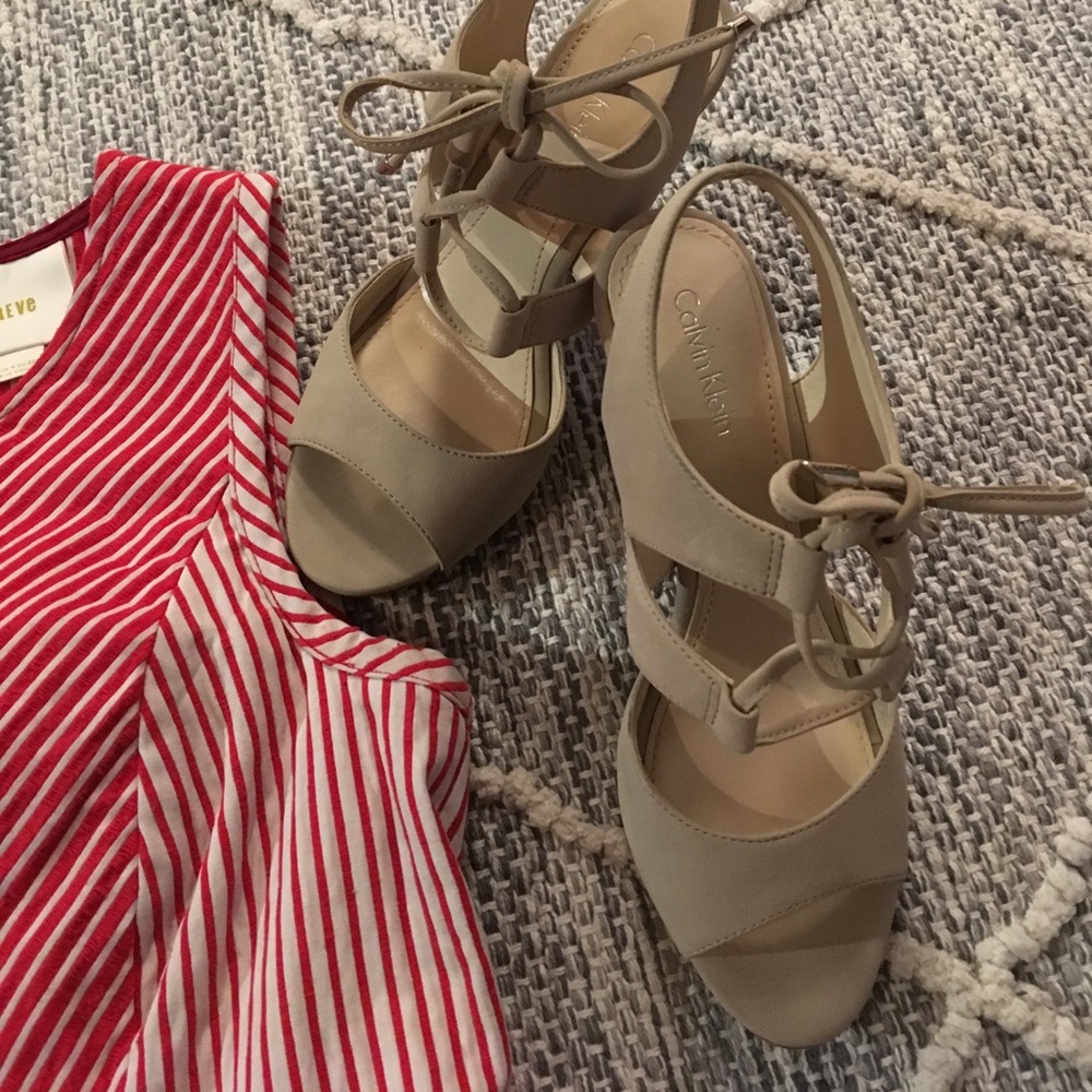 CALVIN KLEIN lace up wedges