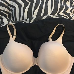 Underwire push-up deep plunge bra size 42G