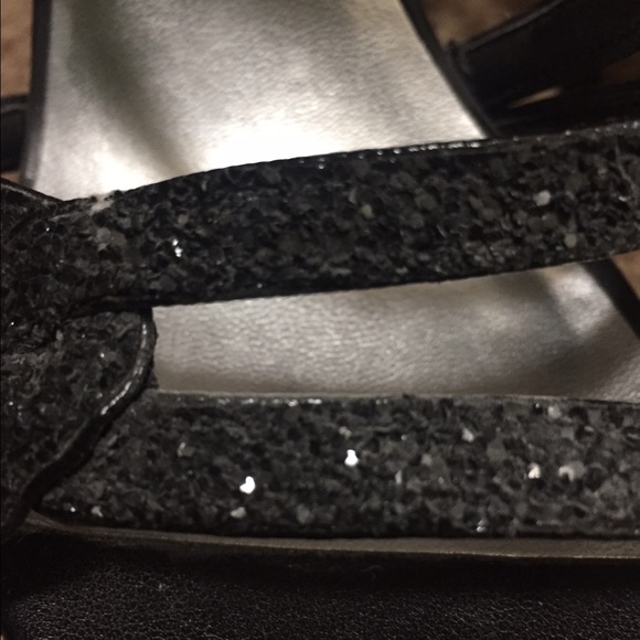 Guess heels - Picture 3 of 3