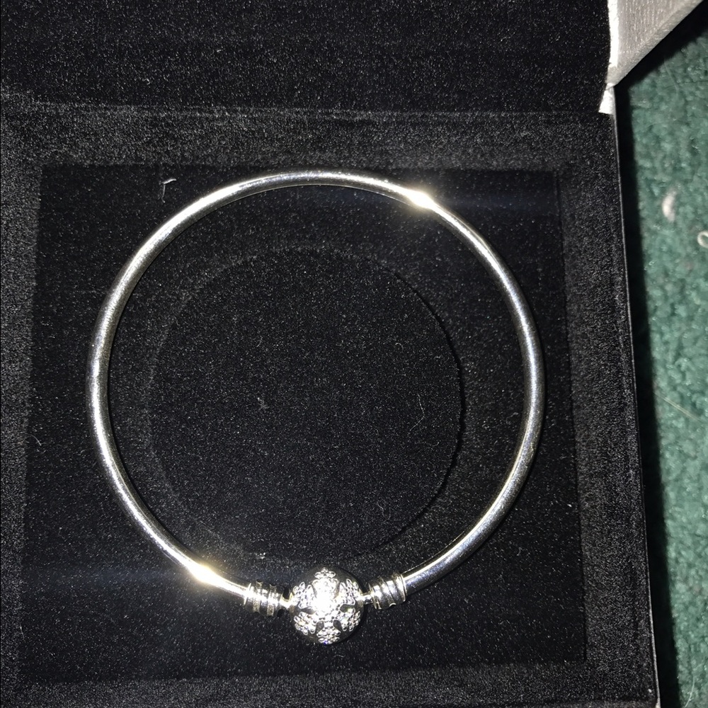 PANDORA BANGLE