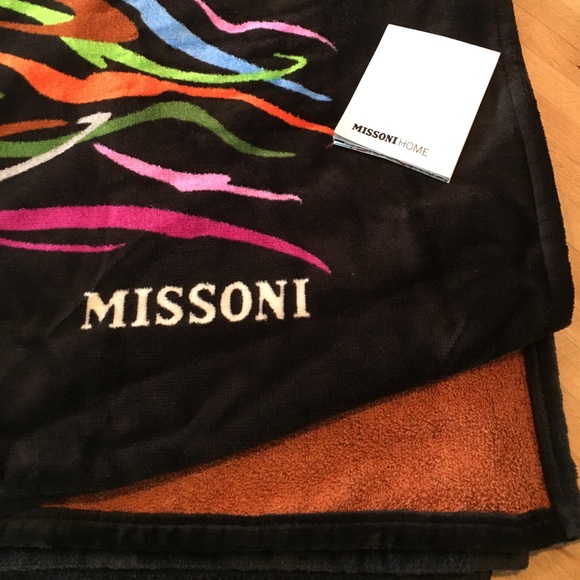 Missoni Accessories - NWT Missoni Imani Oversized Beach towel