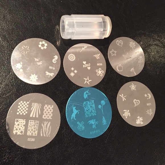Nail stamp set