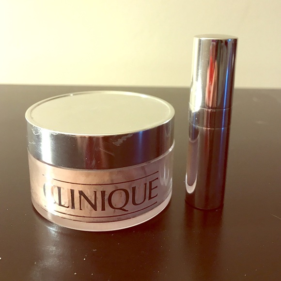 Clinique Blended Face Powder & Brush