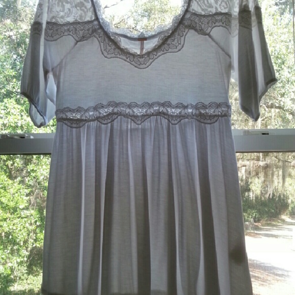 Free People Tops - Free People white top...NWOT
