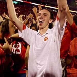 Meet your Posher, Logan