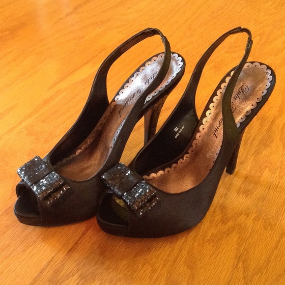 New Lulu Townsend Gorgeous Black Sandal Size 8M