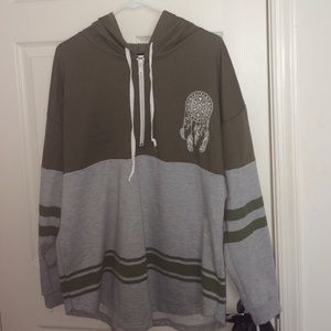 🆕📍Rue21 Football sweatshirt 1X