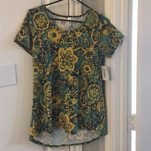 Classic Tee, LulaRoe