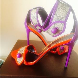 Gucci GG Supreme Sandals New in Box- never worn.