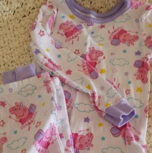 Pepa pig pajamas,like new