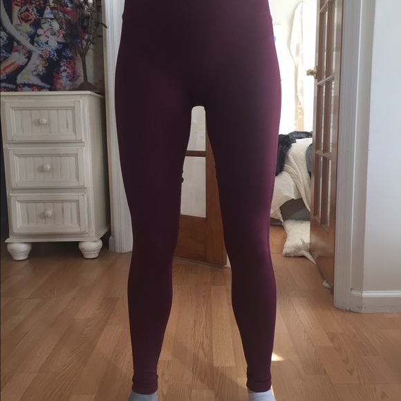 lululemon athletica Pants - LULULEMON burgundy leggings