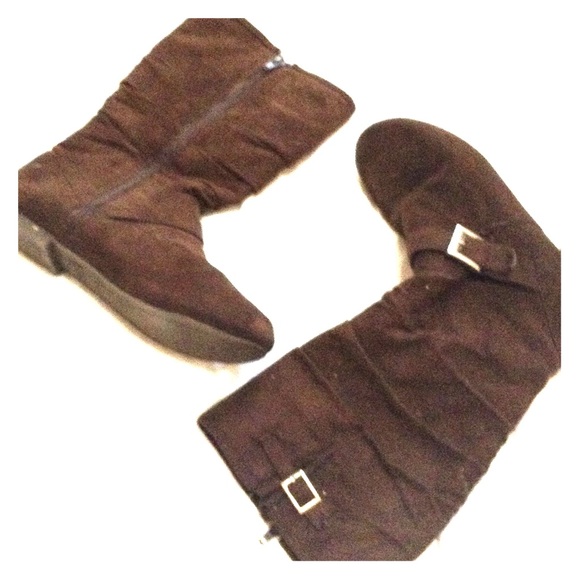 Brown kids justice boots