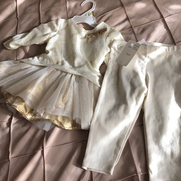 Baby girl outfit 12 months NWOT