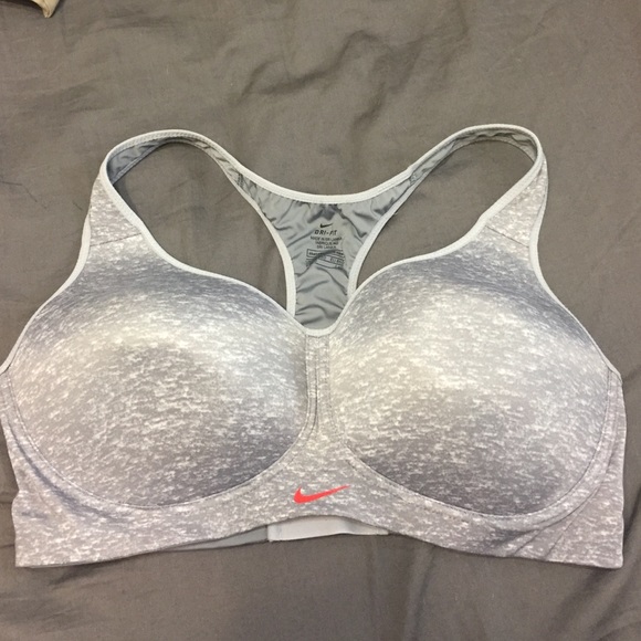 Nike dri-fit Sports Bra