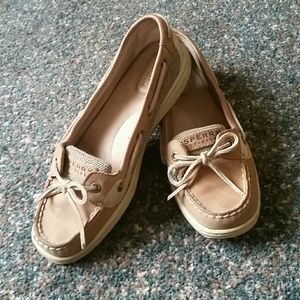 Sperry topsider boat shoes