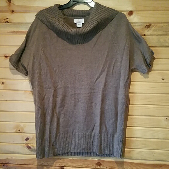 Motherhood Maternity tunic sweater dolman sleeves