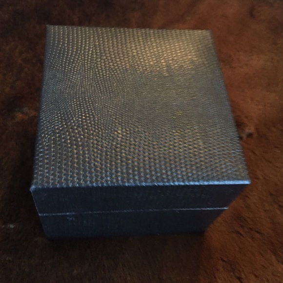 Watch - Picture 4 of 4