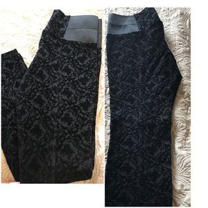 Black Velvet Elastic Jeans