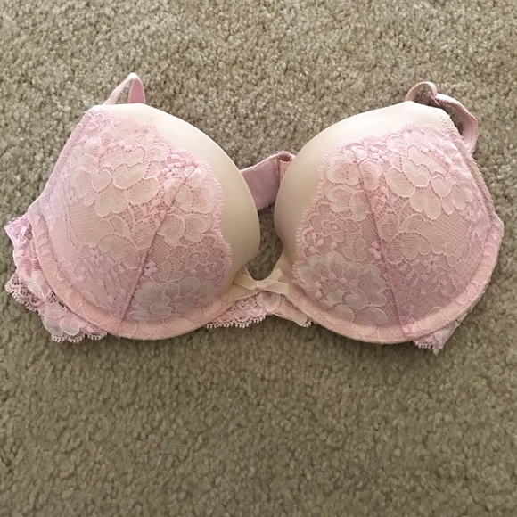 💋 Victoria's Secret Push-up Bra - Picture 1 of 4