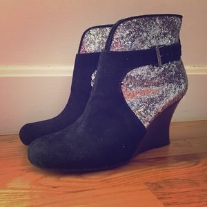 Guess Glitter Wedge Booties