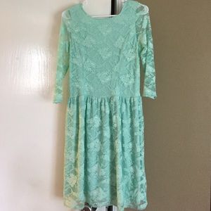 Sunday in Brooklyn lace Dress!