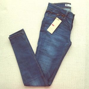 NWT Levi's skinny denim legging