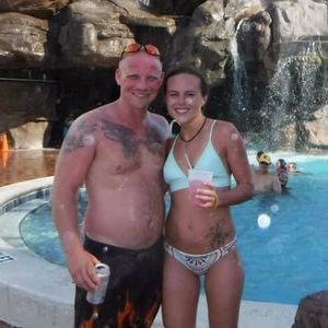 Meet your Posher, Casey