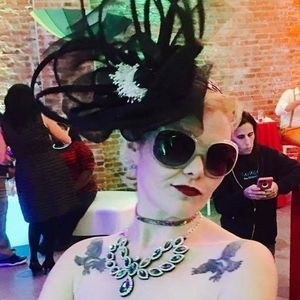 Meet your Posher, Eileen