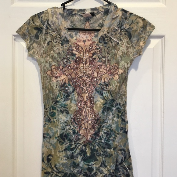 Like new Buckle rhinestone top