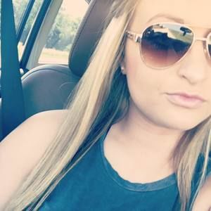 Meet your Posher, Kelli