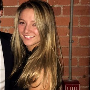 Meet your Posher, Jillian