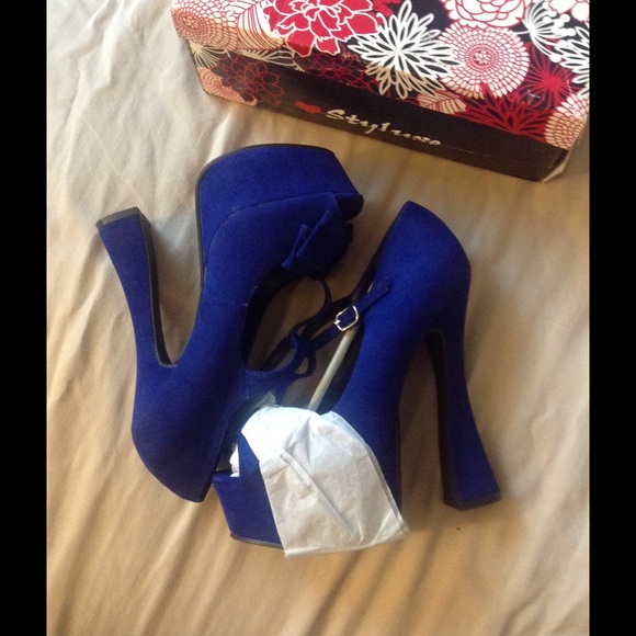 Styluxe Shoes - Clog heels