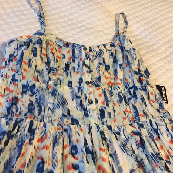 NWT💕BEAUTIFUL SUNDRESS🌺 - Picture 2 of 2