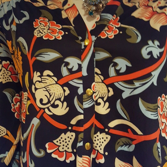 Gorgeous Max sport top - Picture 3 of 4