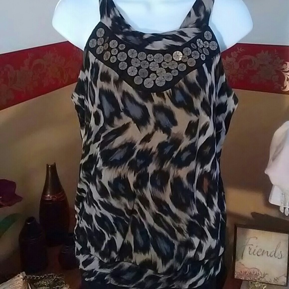 Worthington Blouson Top - Picture 2 of 3